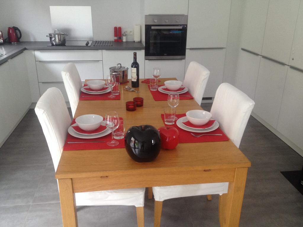 Apartamento La Boite Rouge Stavelot Exterior foto